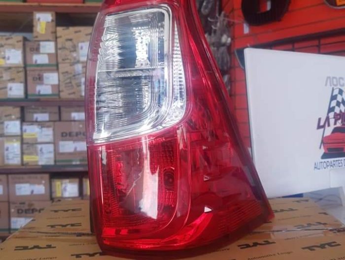 CALAVERA AVANZA 16-19  DER