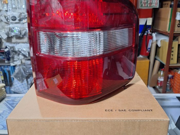 CALAVERA FORD PU 04-08 LOBO S/ARNES DER