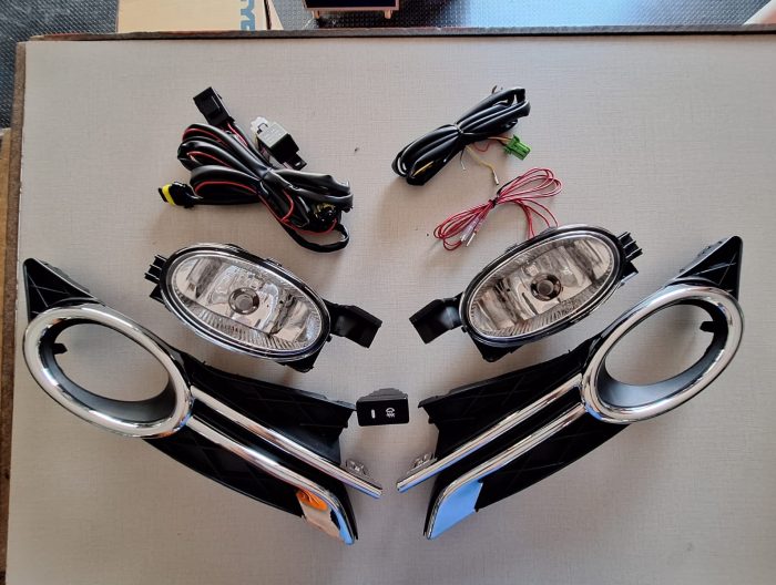 FARO NIEBLA ODYSSEY 14-16 C/PARRILLA FILO CROM JGO